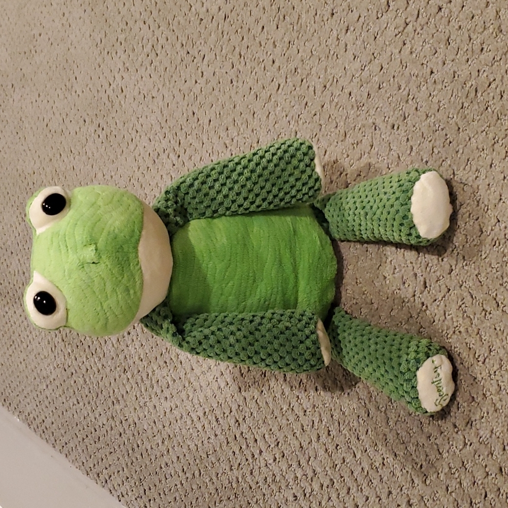 Scentsy Buddy. FROG stuffed animal / plush